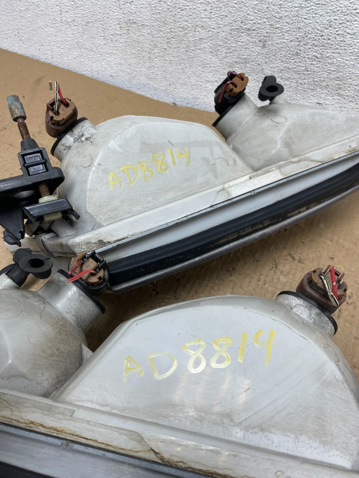 2000 to 2001 Toyota Camry Front Left+Right Side Headlights AD8814 DW11