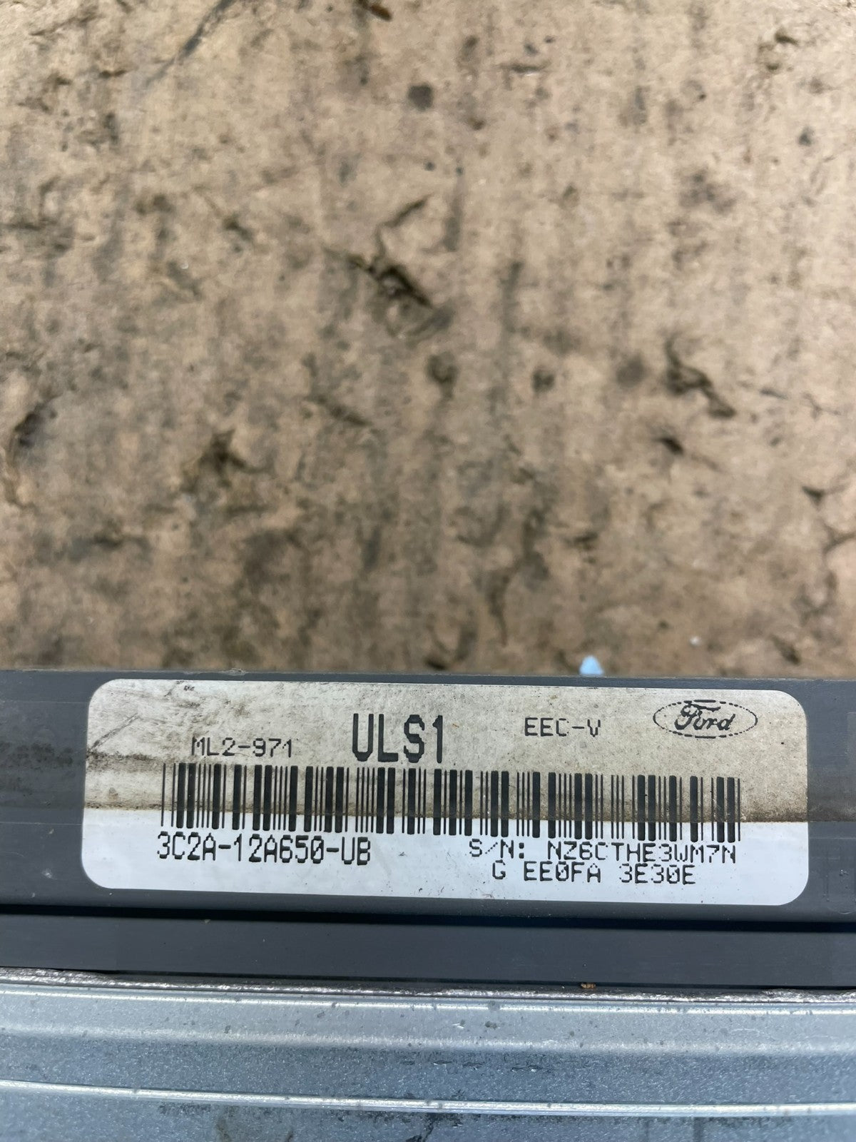 2003 Ford E-Series 4.2L Engine Control ECM Computer 3c2a-12a650-ub T2505 DG3