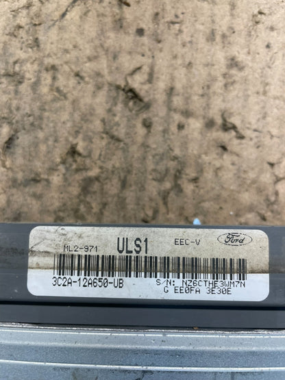 2003 Ford E-Series 4.2L Engine Control ECM Computer 3c2a-12a650-ub T2505 DG3