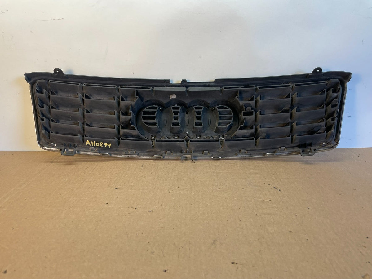 2000 to 2002 Audi A4 Upper Front Grill Grille AH0294 DG3