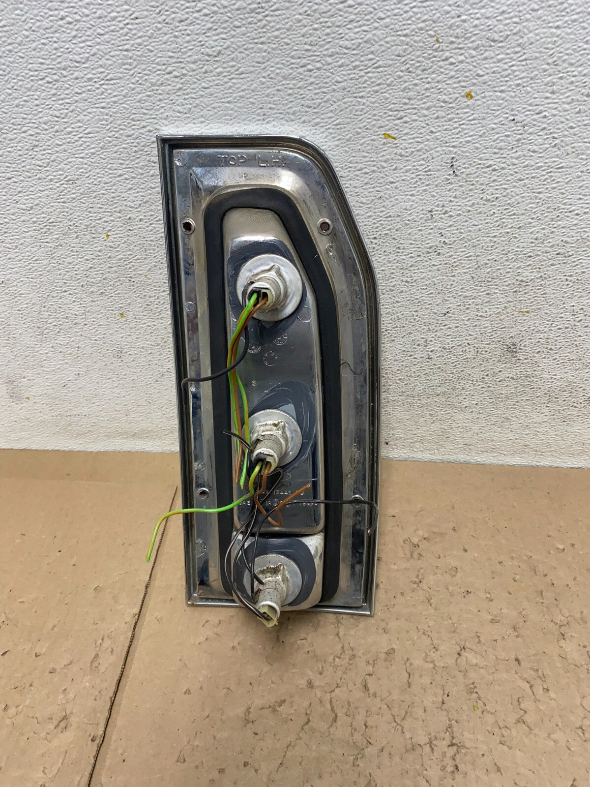 1979 to 1991 Ford LTD Station Wagon OEM Drivers Side Tail Light D01274