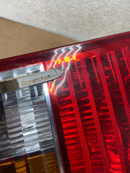 2005 to 2008 Kia Sportage Left Driver Side LH Side Tail Light AI8390 LK3