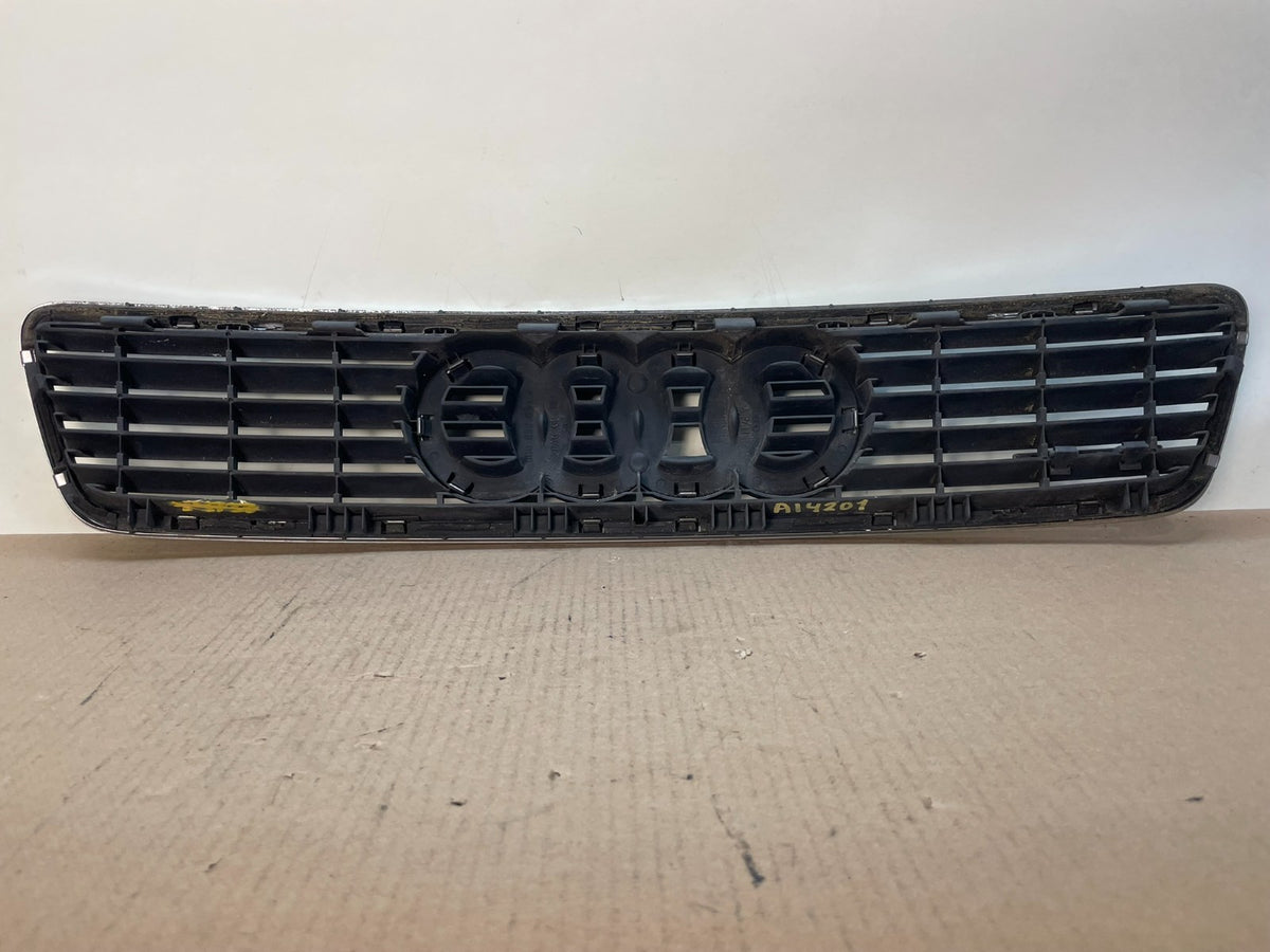 2000 to 2002 Audi A4 Upper Front Grill Grille ai4201 DG3