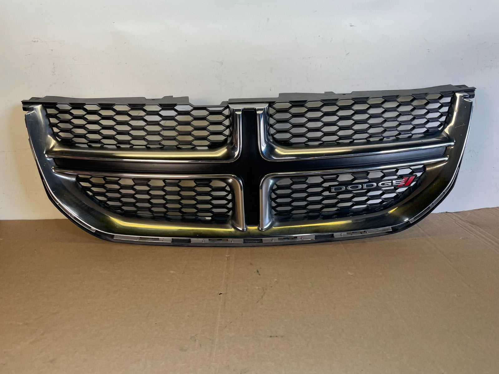 2011 to 2020 Dodge Grand Caravan Front Upper Grill Grille AG7579 DG0