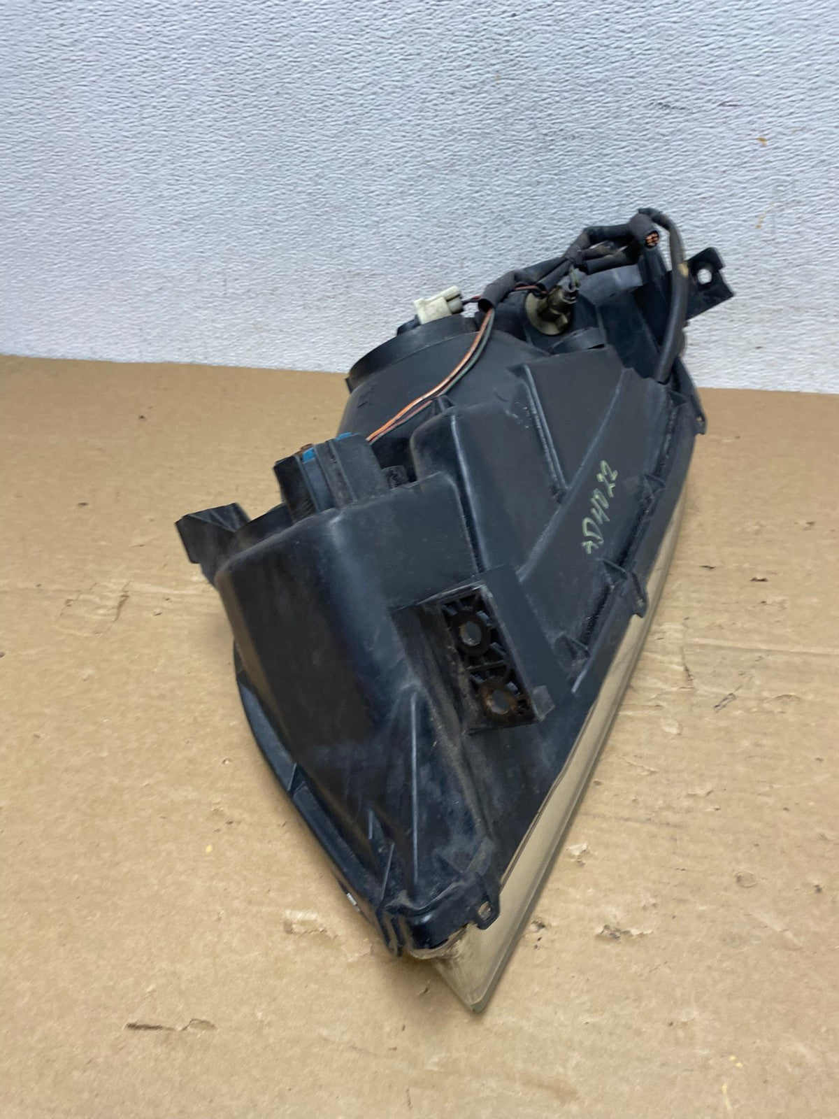 2001 to 2003 Acura MDX Passenger Right RH Headlight AD4022 DW7