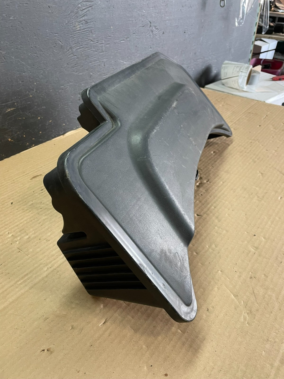 2005-2010 Jeep Grand Cherokee 5.7L Hemi Air Cleaner Resonator Mopar AF34351