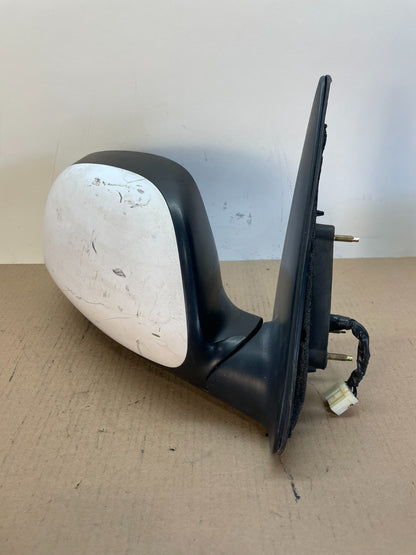 2001 to 2006 Toyota Sequoia Right Passenger RH View Door Mirror ai4168 DG1