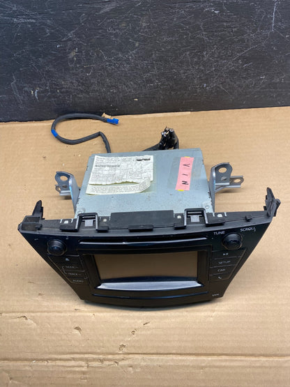 2012 to 2015 Toyota Prius V Radio Stereo Receiver CD Player AD7612 DG3