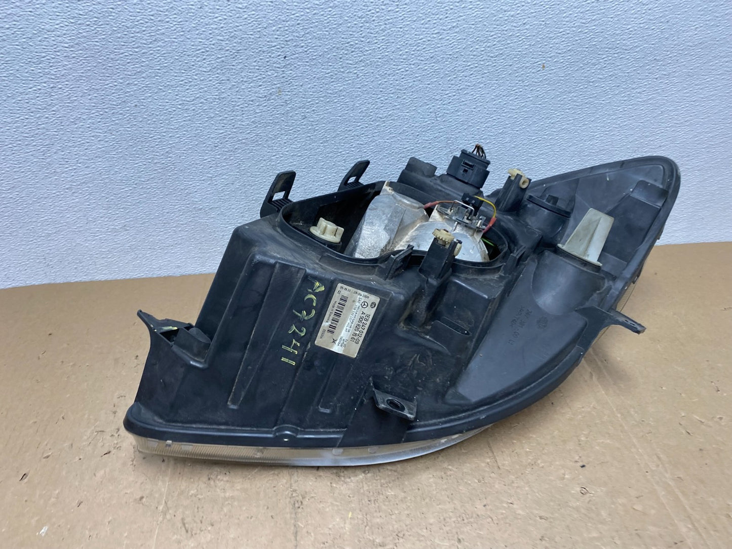 2007 to 2013 Mercedes Sprinter Headlight Left Driver Side Halogen AC7241 DW6