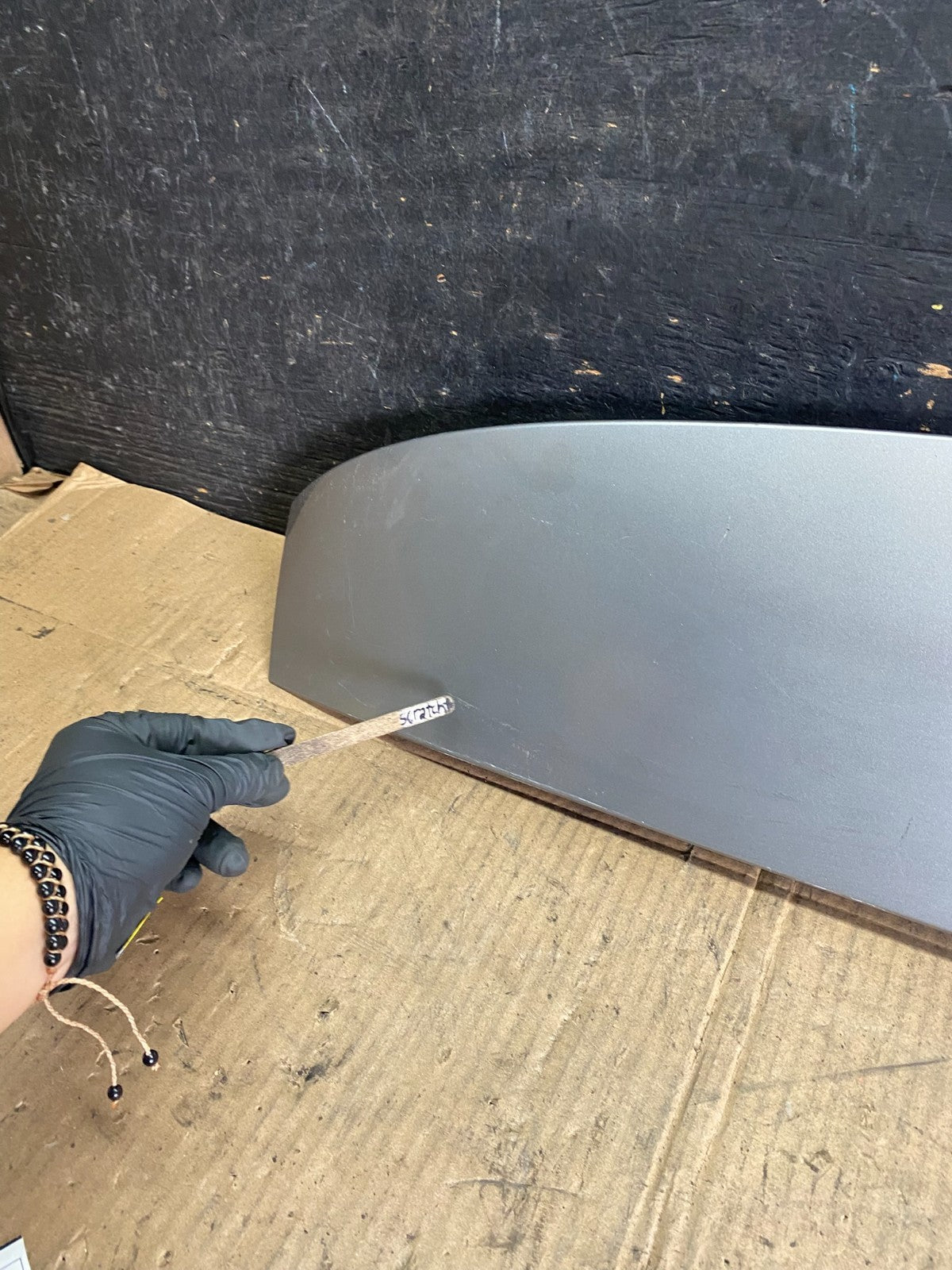 1999 2005 BMW e46 325i  Trunk Hatch Wing Spoiler OEM R7947 DG3