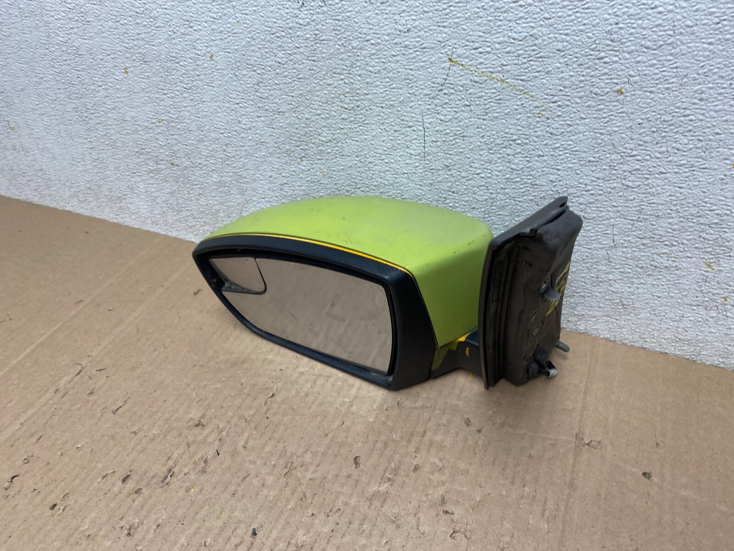 2013 to 2016 Ford C-Max Left Driver Side View Door Turn Signal Mirror J8100 DG7