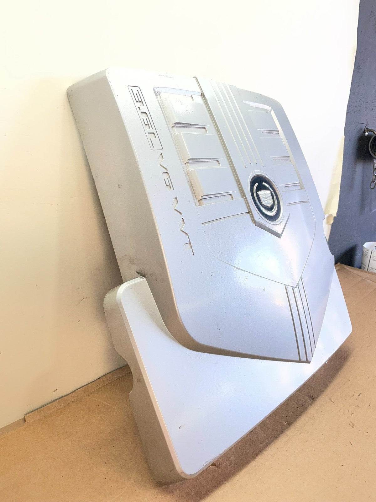 2004 to 2007 Cadillac CTS 3.6L Plastic Engine Cover Shield AG0928 DG2