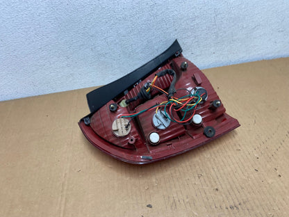 2006-2011 Hyundai Accent Sedan Right Passenger Side Rh Tail Light AD0835 LK5