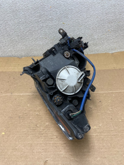 2011 to 2013 Infiniti M37 M56 Right Passenger Side HID Xenon Headlight AB5221 DW13