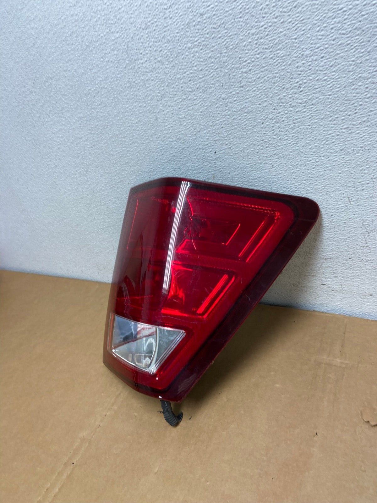 2005 - 2006 Jeep Grand Cherokee Right Passenger Rh Tail Light DEPO AC8344 LK1