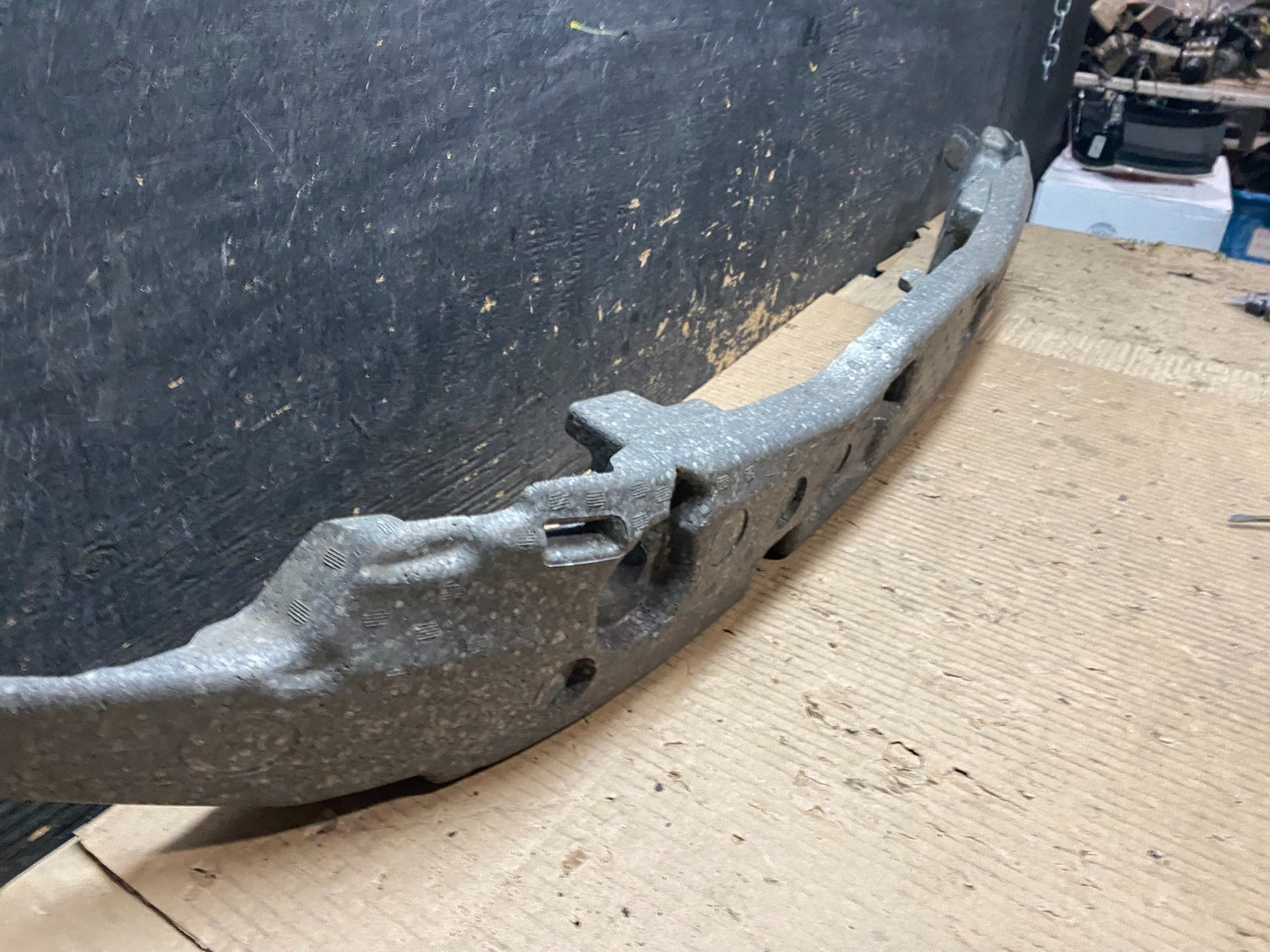 2011 - 2013 Kia Optima Front Bumper Energy Impact Absorber OEM w6102 DG2