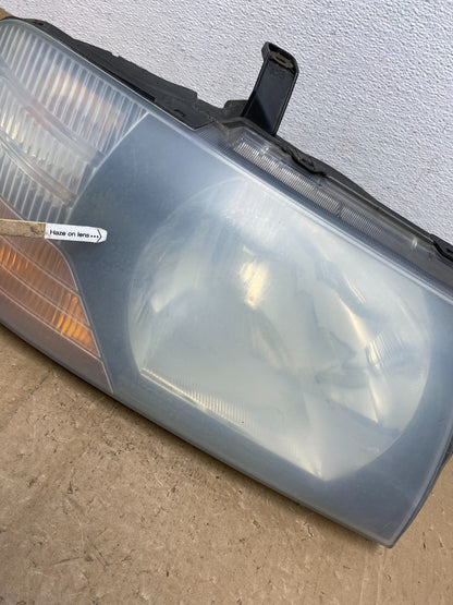 2000 to 2004 Mitsubishi Montero Pajero Right Passenger RH Headlight AC7249 DW4