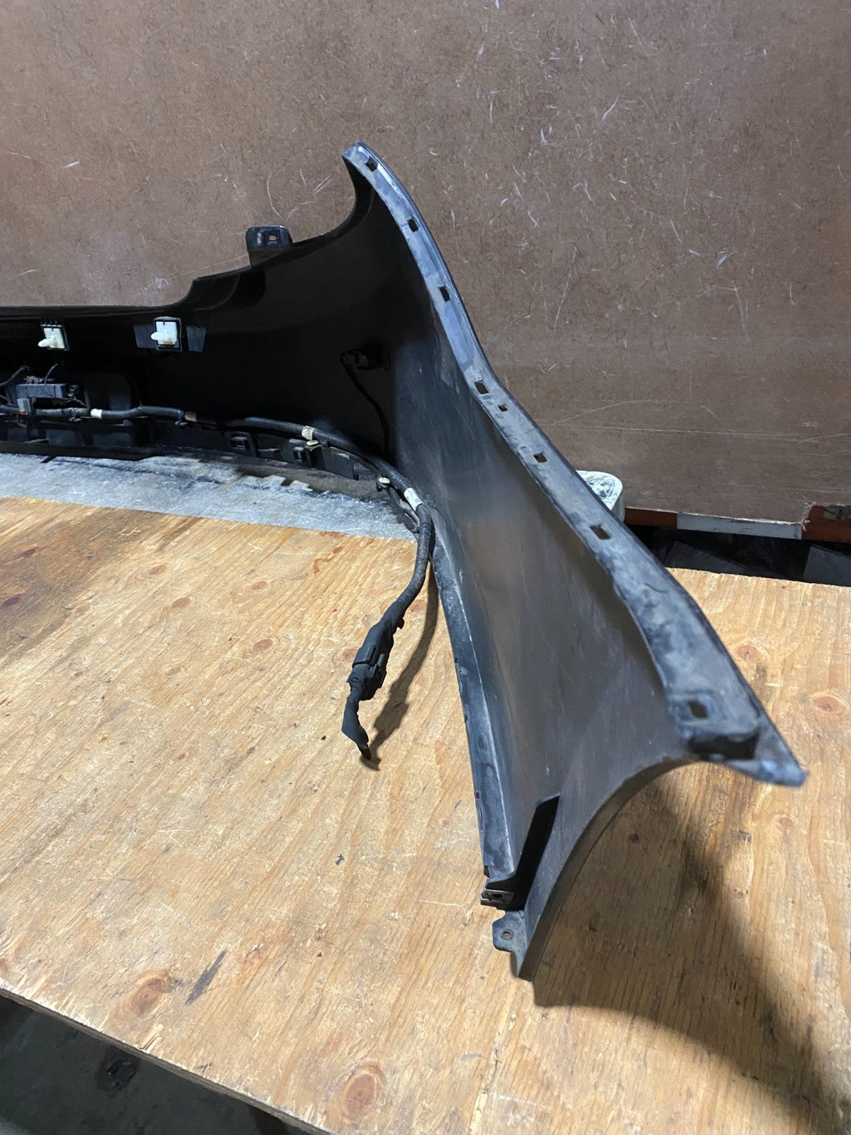2009 to 2012 Lincoln MKS Rear Bumper Cover OEM Y9239 PS9