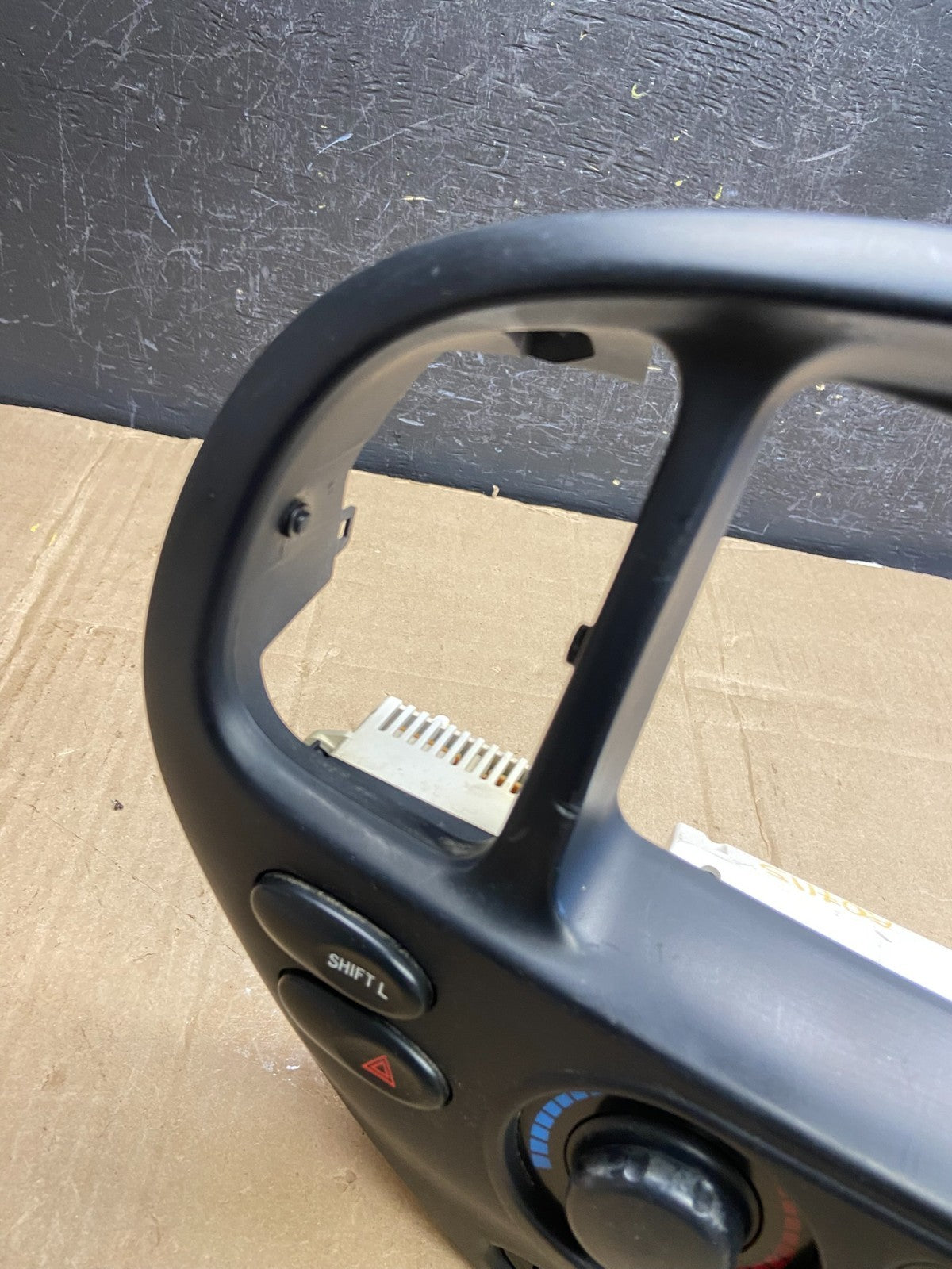 2005 to 2007 Toyota Sequoia AC Temp Heater Climate Control Bezel AD7115 DG7