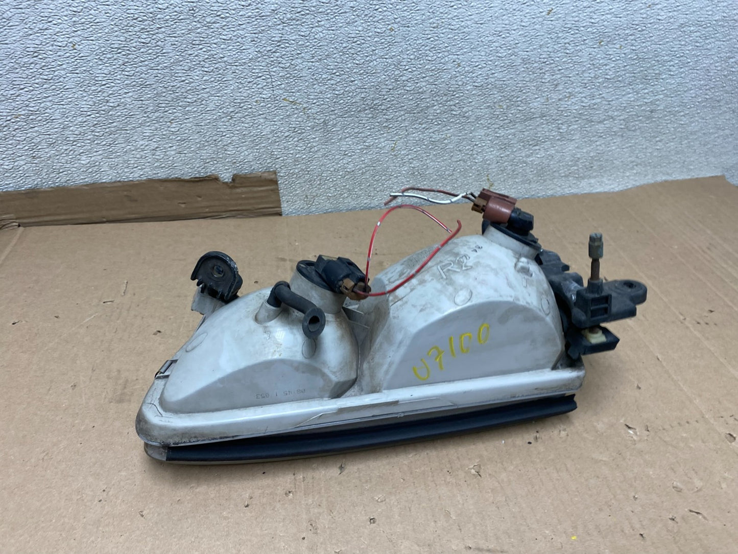 2000 to 2001 Toyota Camry Sedan Right Headlight Clear Lens Oem U7100 DW8