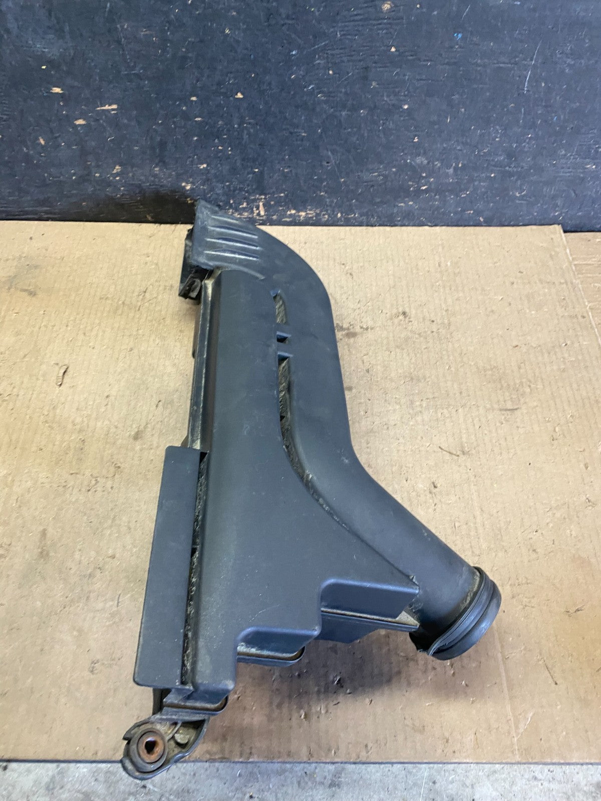 2007 to 2013 Nissan Altima 2.5L Air Duct Tube Resonator 16554-JA000 OEM q5847 DG3