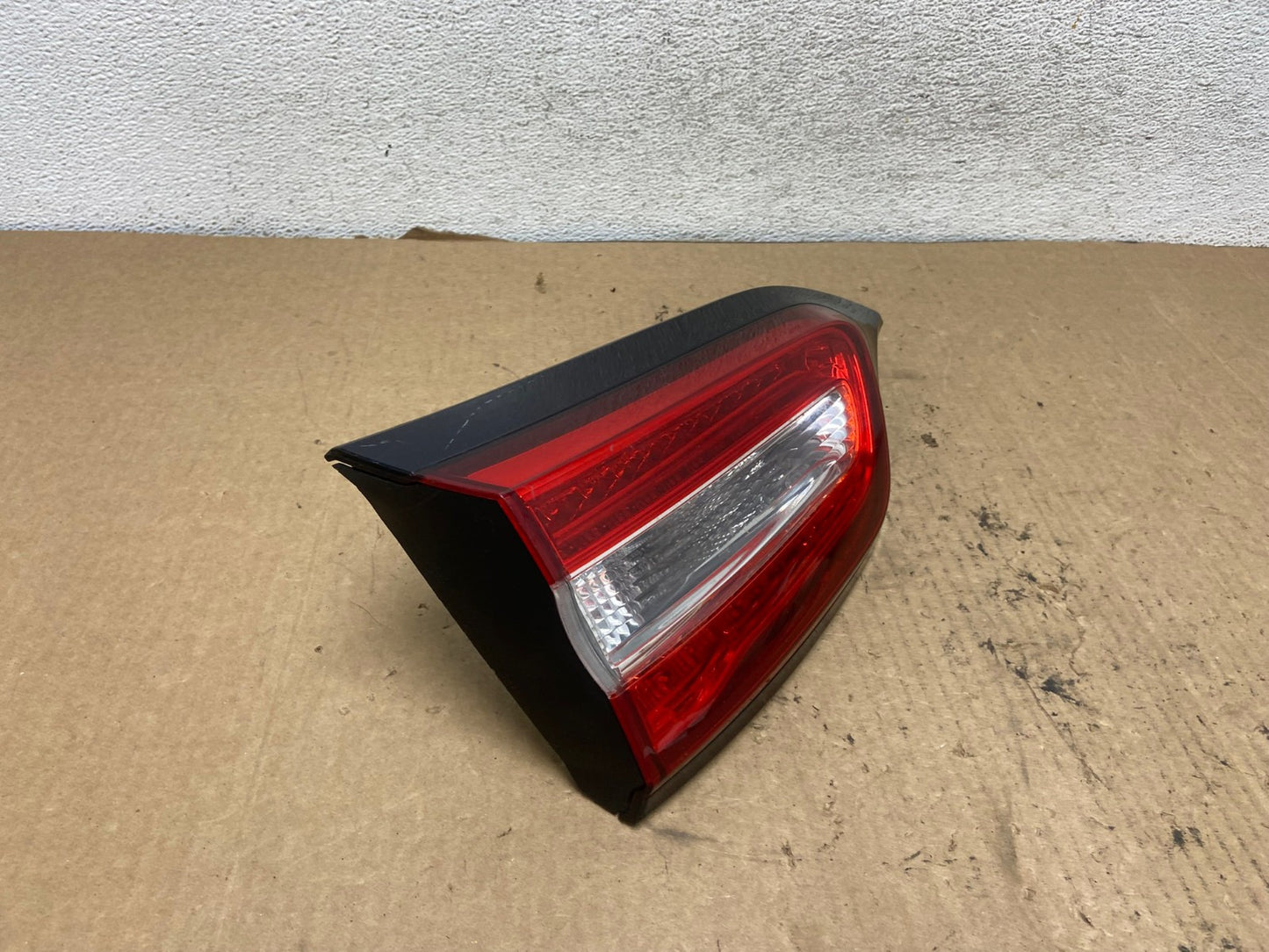 2014 to 2018 Jeep Cherokee Left Driver LH Side Inner Tail Light AG2335 LK2