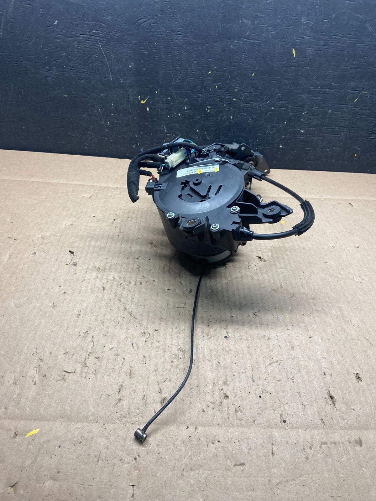 2007-2014 Kia Sedona Right Electric Power Sliding Door Motor Regulator P5490 DG1