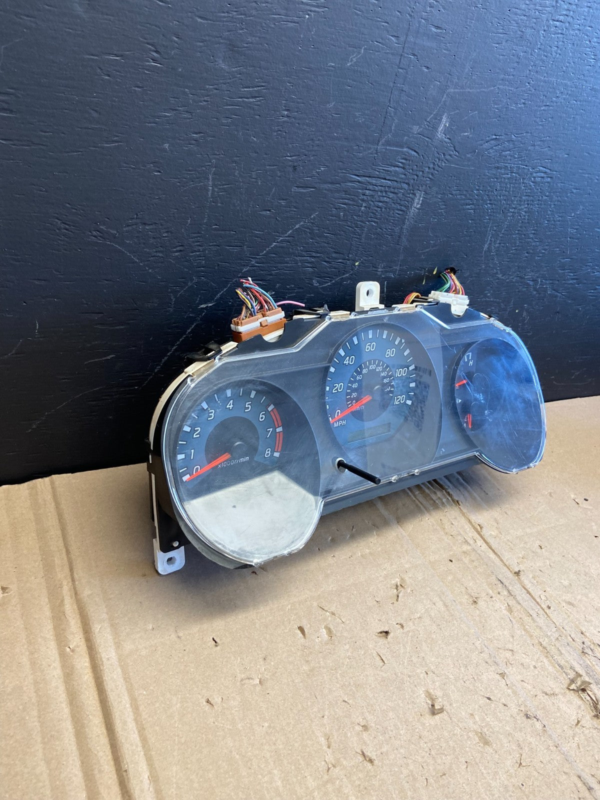 2002-2003 Nissan Pathfinder Xterra Cluster Speedometer Instrument OEM AB8915 DG1