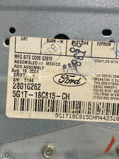 2005 to 2007 Ford Five Hundred Montego Radio CD Player AD1513 DG6
