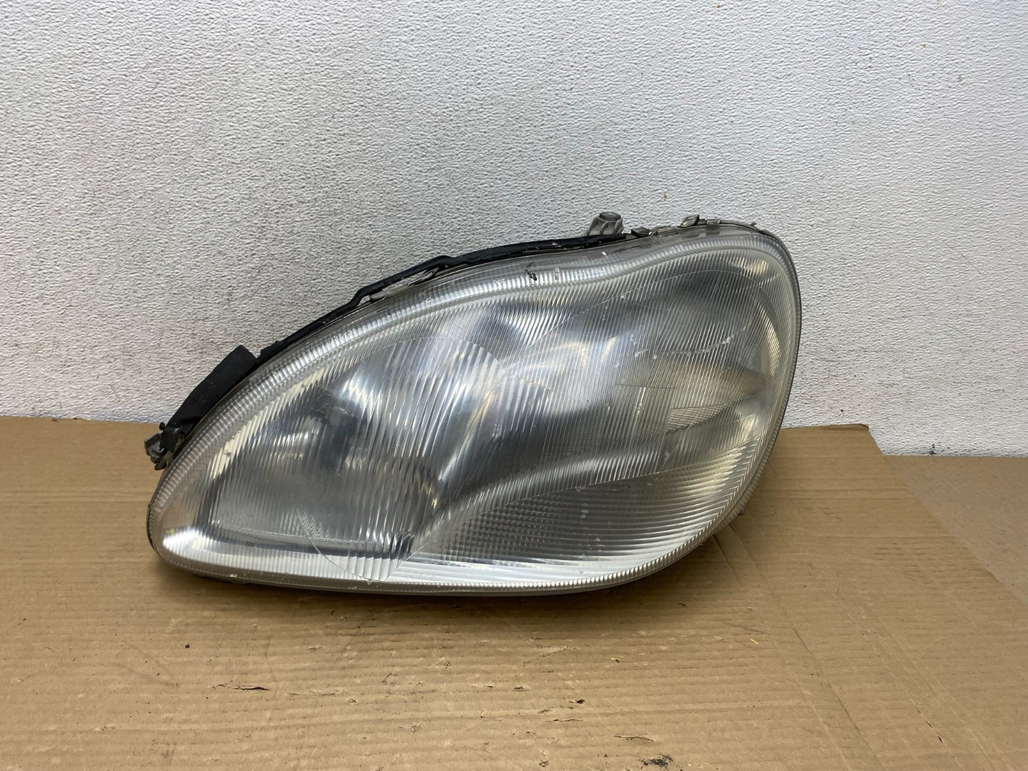 Xenon HID 2000 to 2002 Mercedes S-Class Left Driver LH Headlight AG8986 DW0
