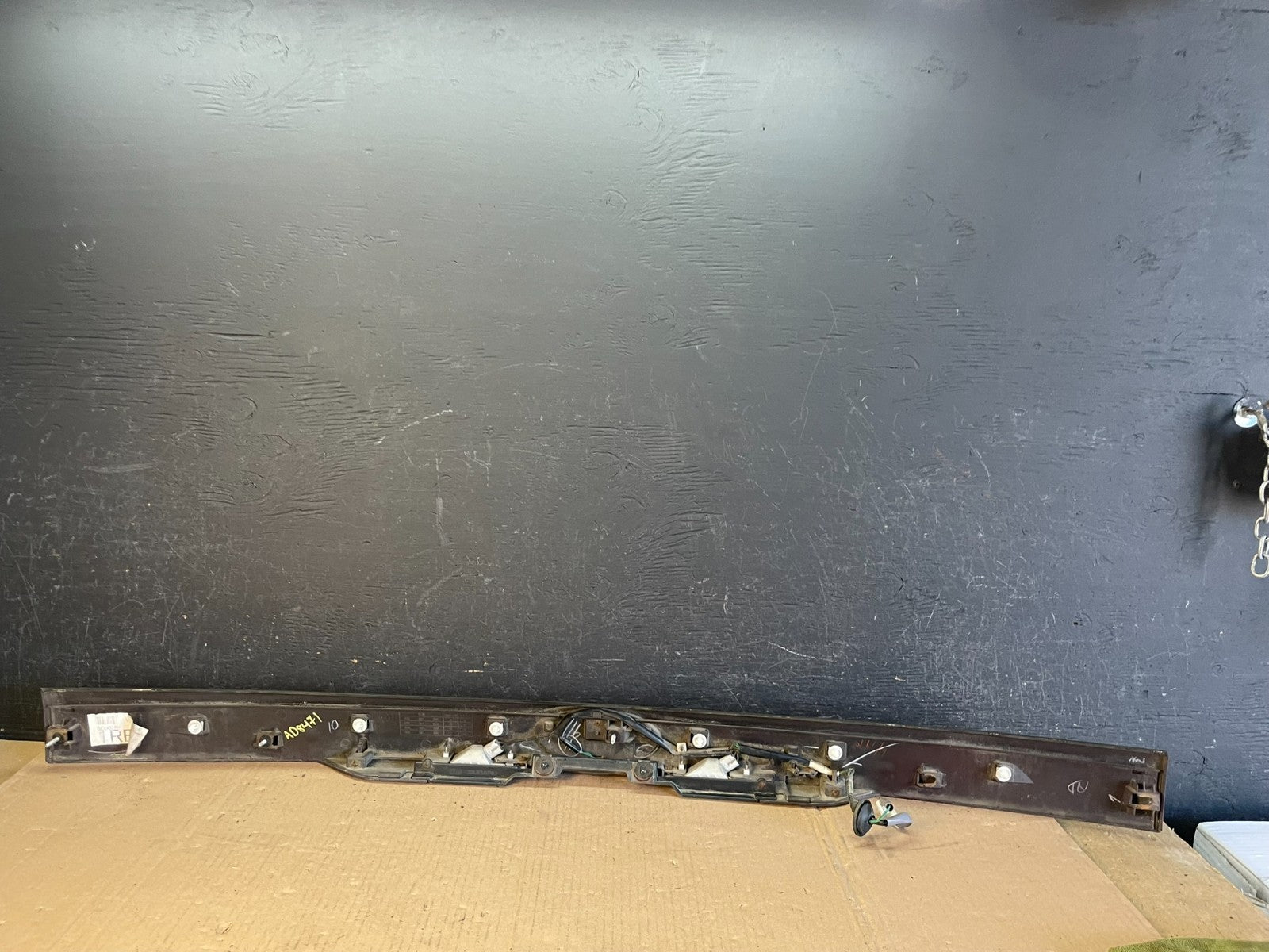 2009 - 2013 Subaru Forester Liftgate Tailgate Trunk Trim Molding AD8471 DG5