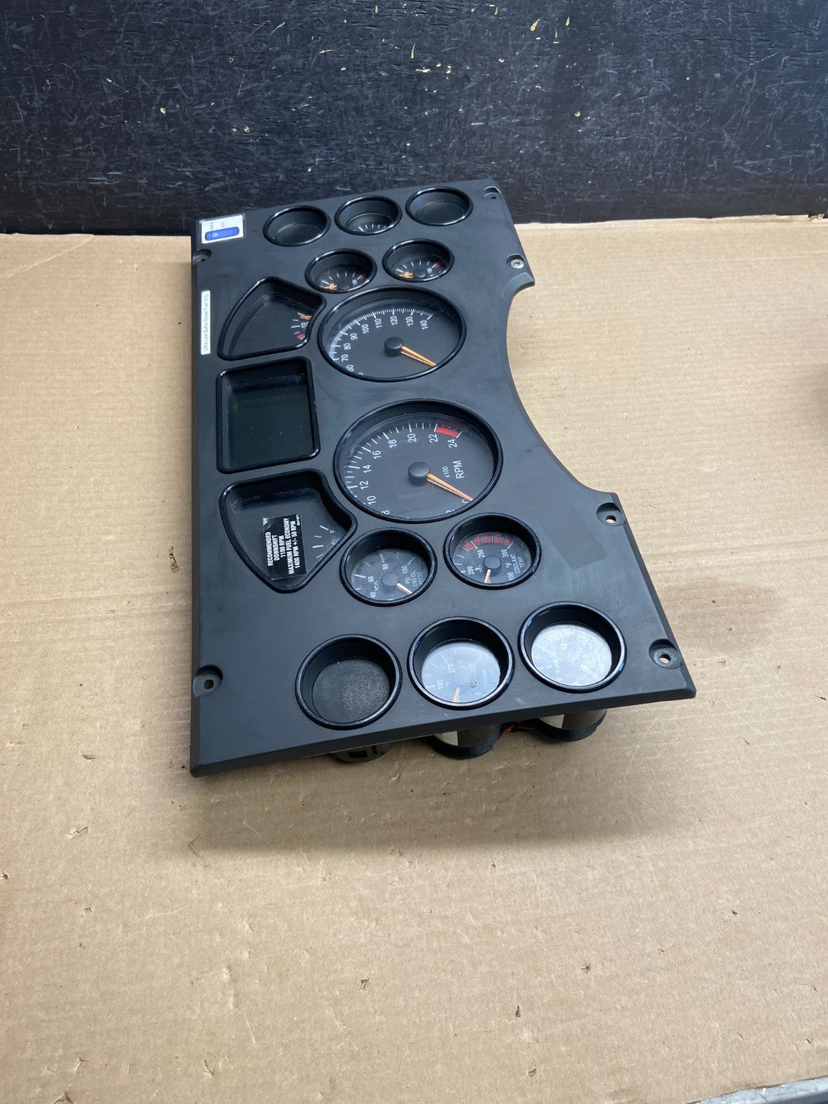 2009 to 2017 Mack CXU613 GU713 Instrument Gauge Cluster A2C53090404 AH13321