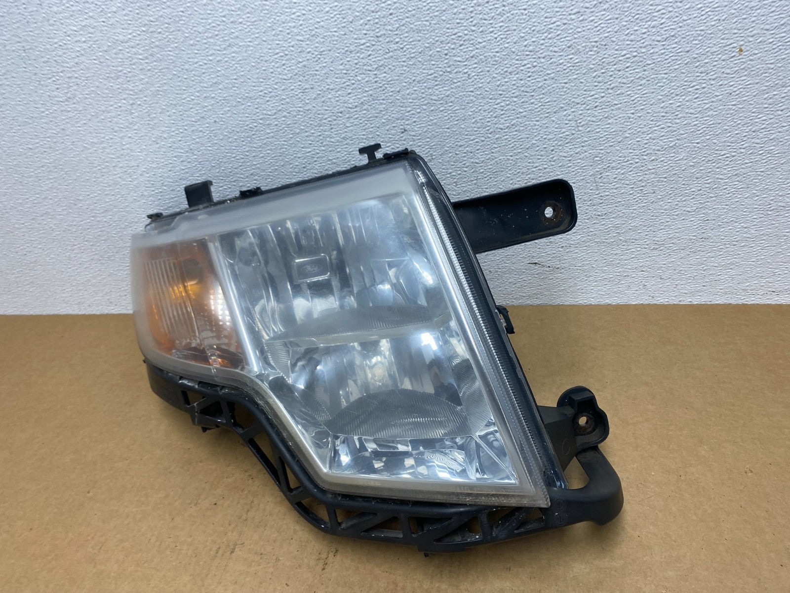2007 to 2010 Ford Edge Right Passenger RH Halogen Headlight AC1740 DW1