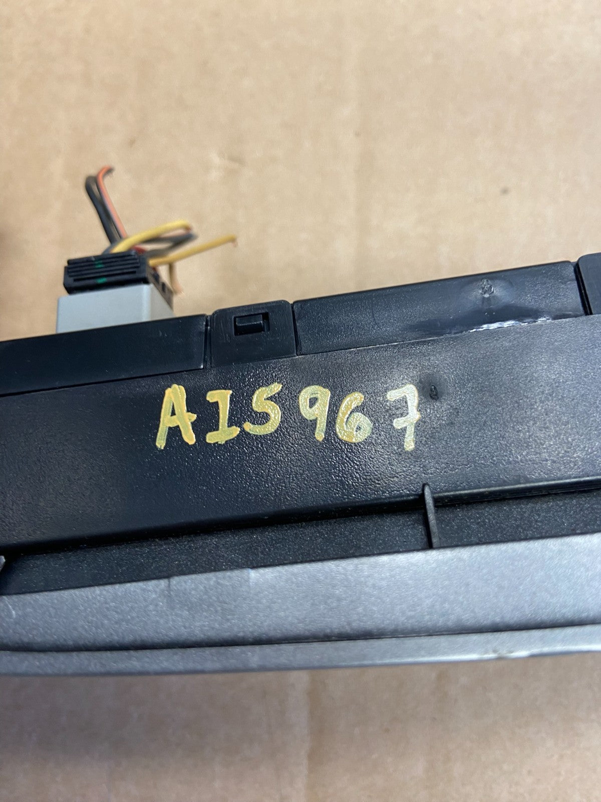 2007 to 2009 Hyundai Santa Fe Center Dashboard Radio Bezel Trim AI5967 DG6