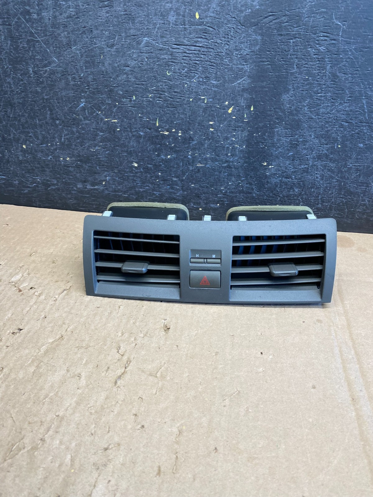 2007-2011 Toyota Camry Center Dashboard A/C HVAC Heater Air Vent Trim AJ1613 DG0