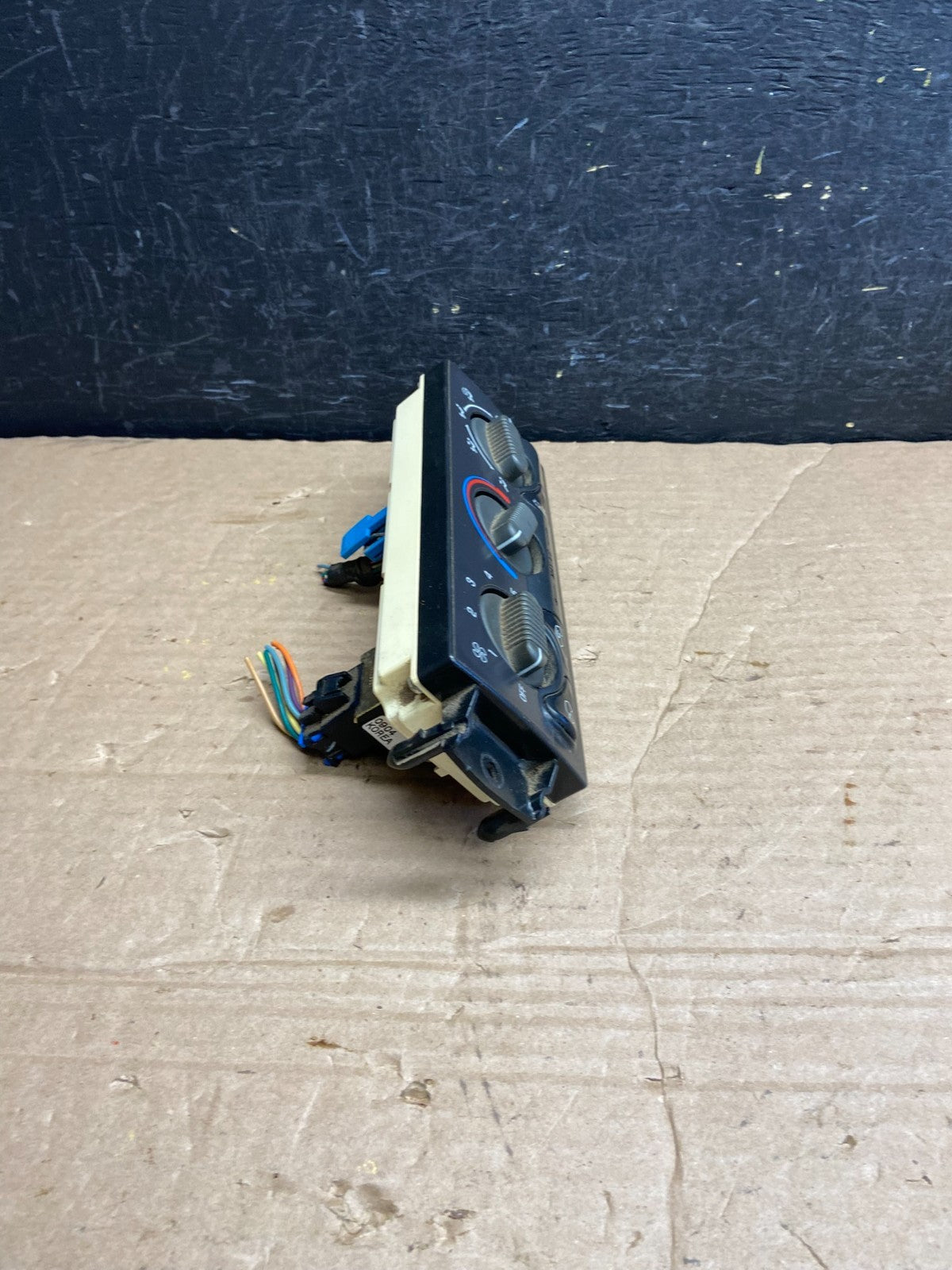 1999 to 2002 Chevrolet Silverado HVAC Heater Climate Control Module AF2001 DW1