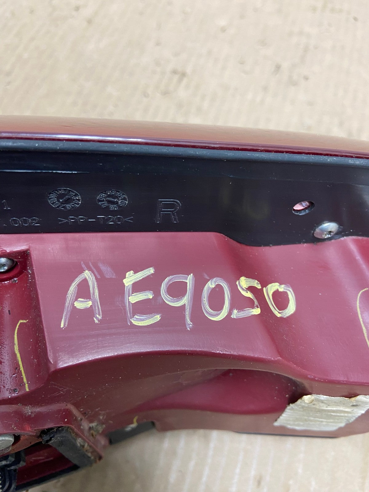2005 2006 2007 Cadillac STS Right Passenger RH Side Tail Light AE9050 LK7