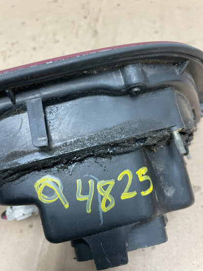 1997 1998 1999 Nissan Maxima Right Passenger RH Inner Tail Light Oem Q4825 DW9