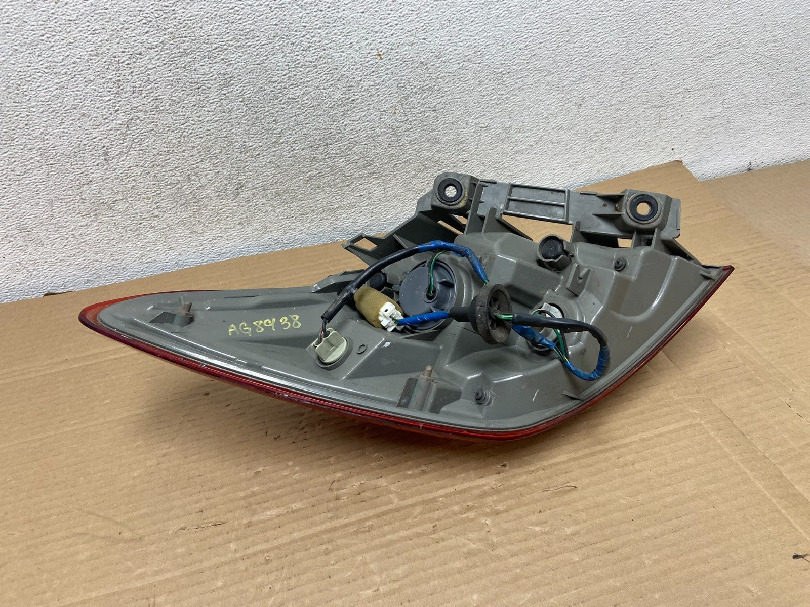 2011 - 2014 Nissan Murano Right Passenger Side RH Tail Light AG8939 DW6