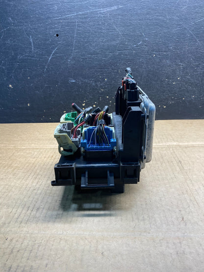 2005 2006 Dodge Magnum Engine Fuse Box p05087166ai AB3951DG3