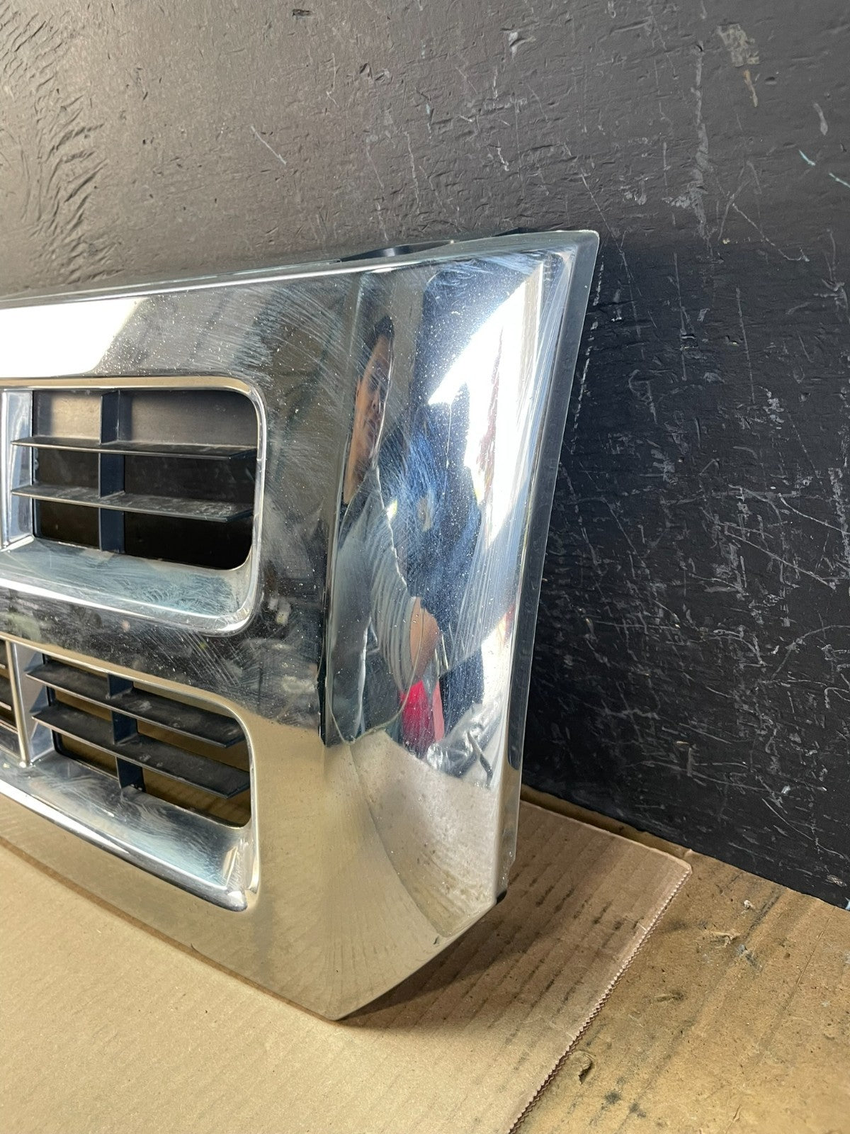2008 to 2012 Ford Escape Front Upper Grill Grille Oem AC2257 DG1