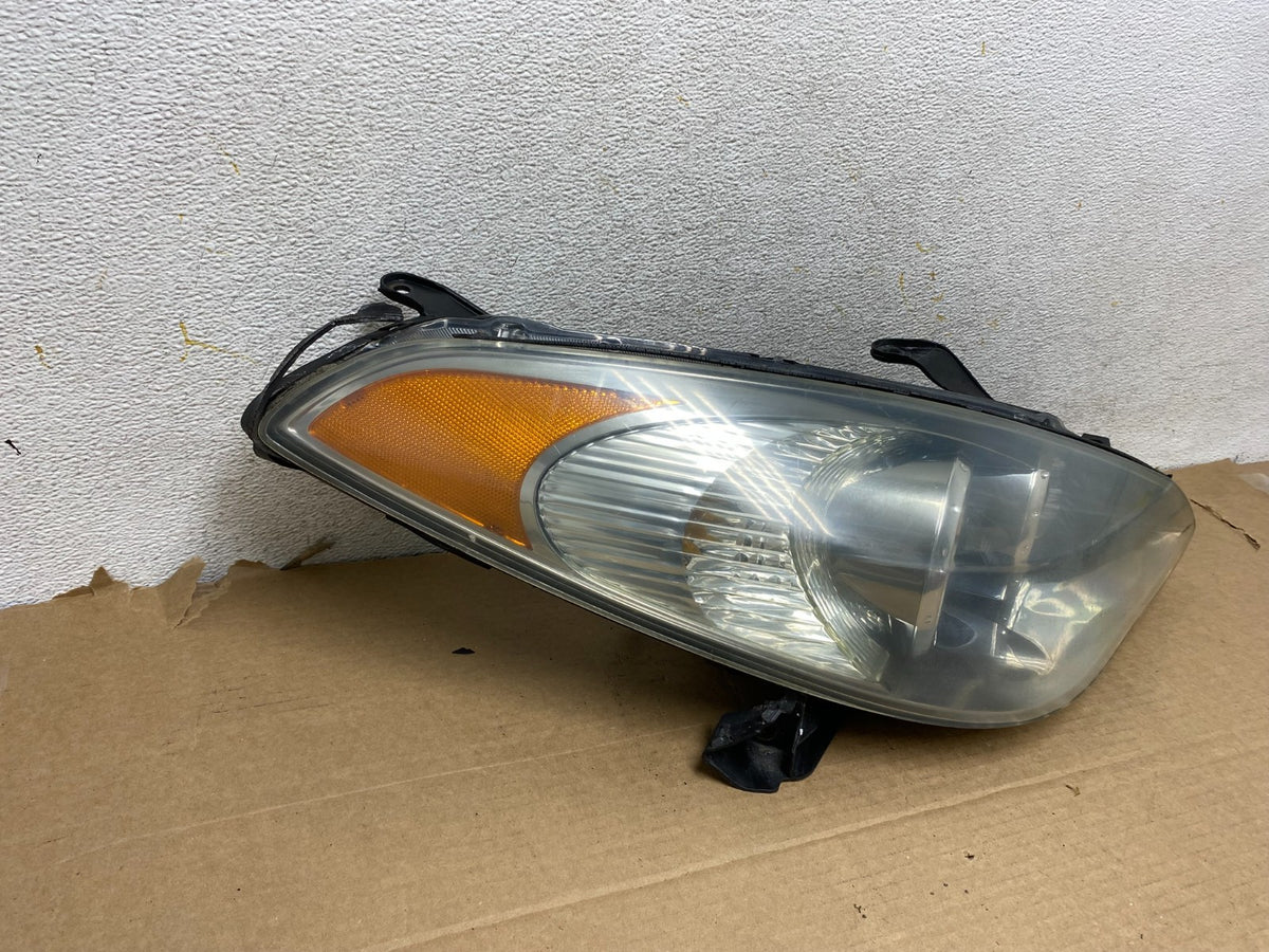 2004 2005 2006 Toyota Solara Halogen Headlight Right Passenger Side AH3121 DW1