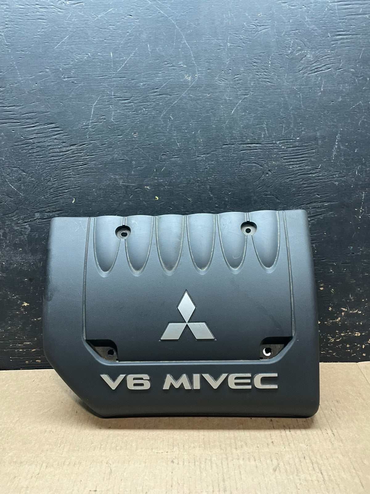 2007 to 2020 Mitsubishi Outlander GT 3.0L V6 Mivec Engine Cover Y9506 DG0