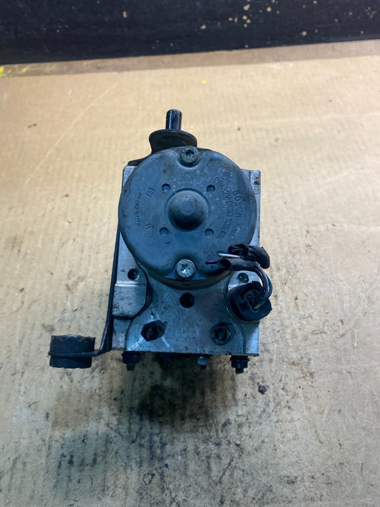 2012-2013 BMW 328i 325i F30 ABS Anti Lock Brake Pump 3451 6771231 z2417 DG0