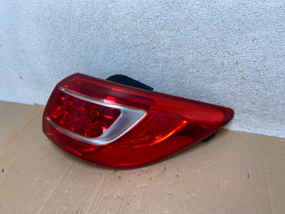 2011 to 2013 Kia Sportage Right Passenger RH Side Tail Light AI1205 LK1