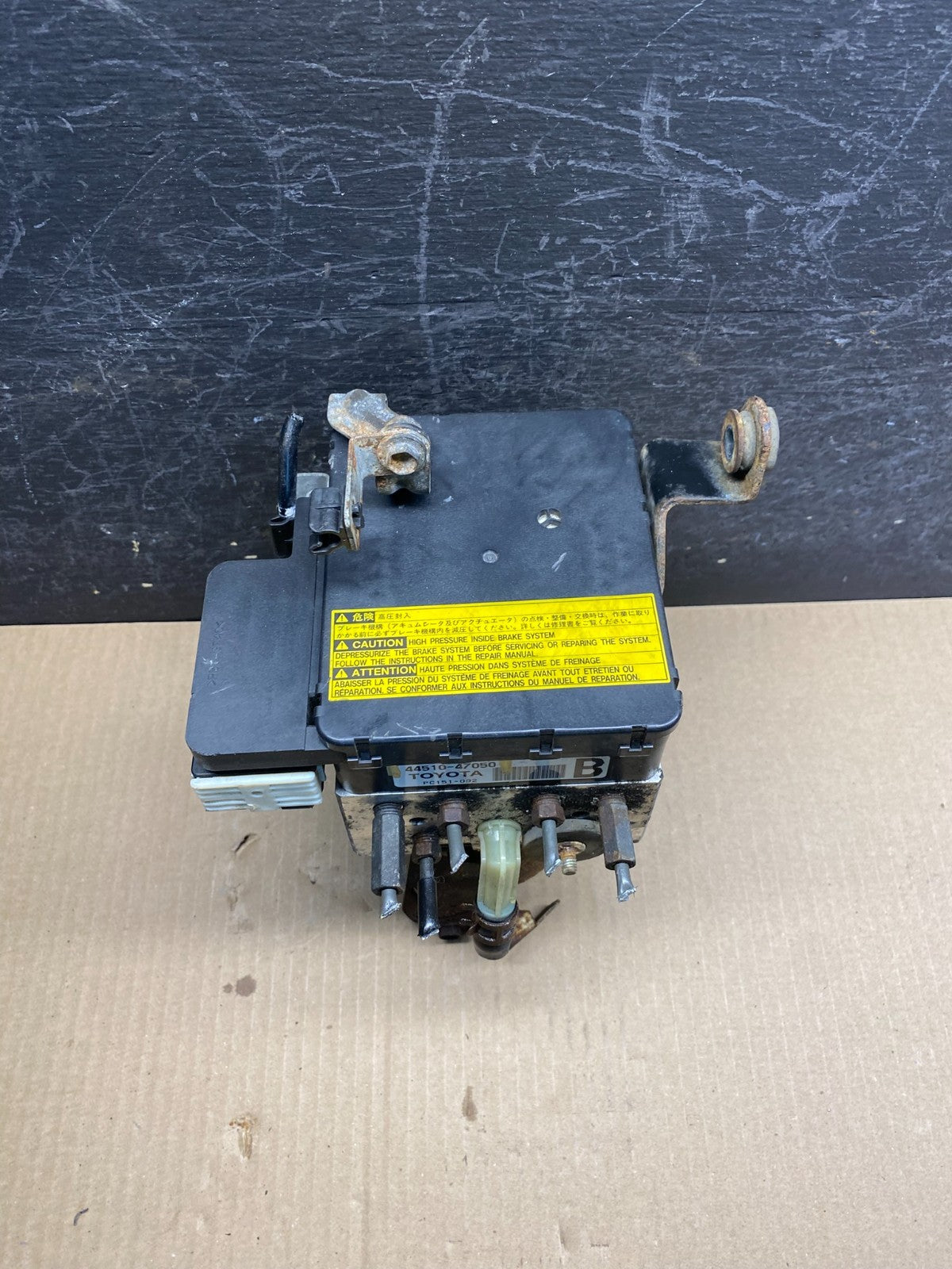 2004 - 2009 Toyota Prius ABS Brake Pump Anti Lock Module ag9697 DG0
