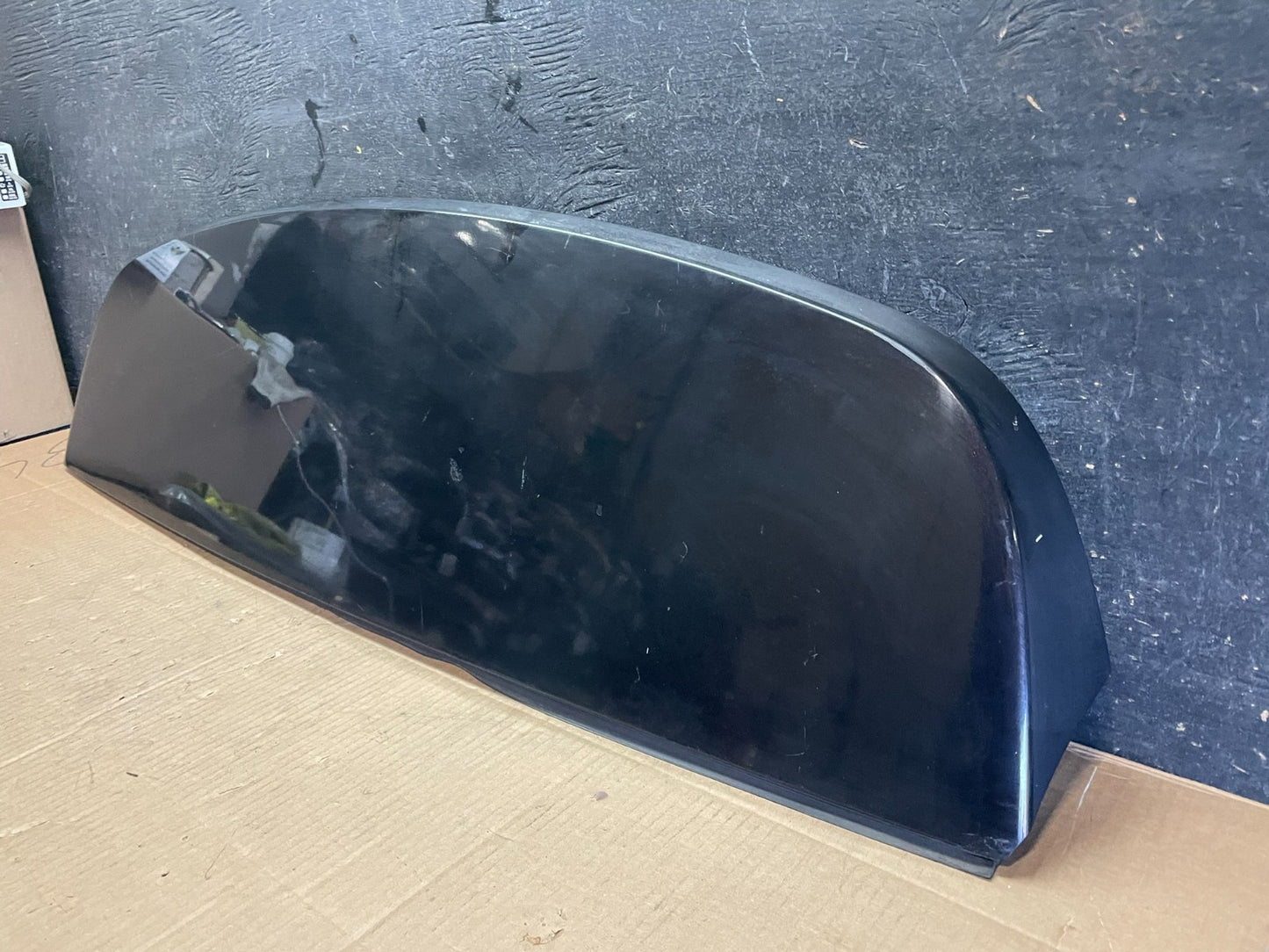 2004 to 2010 BMW X3 Trunk Hatch LID Spoiler Wing 3400384 Y1772 DG2