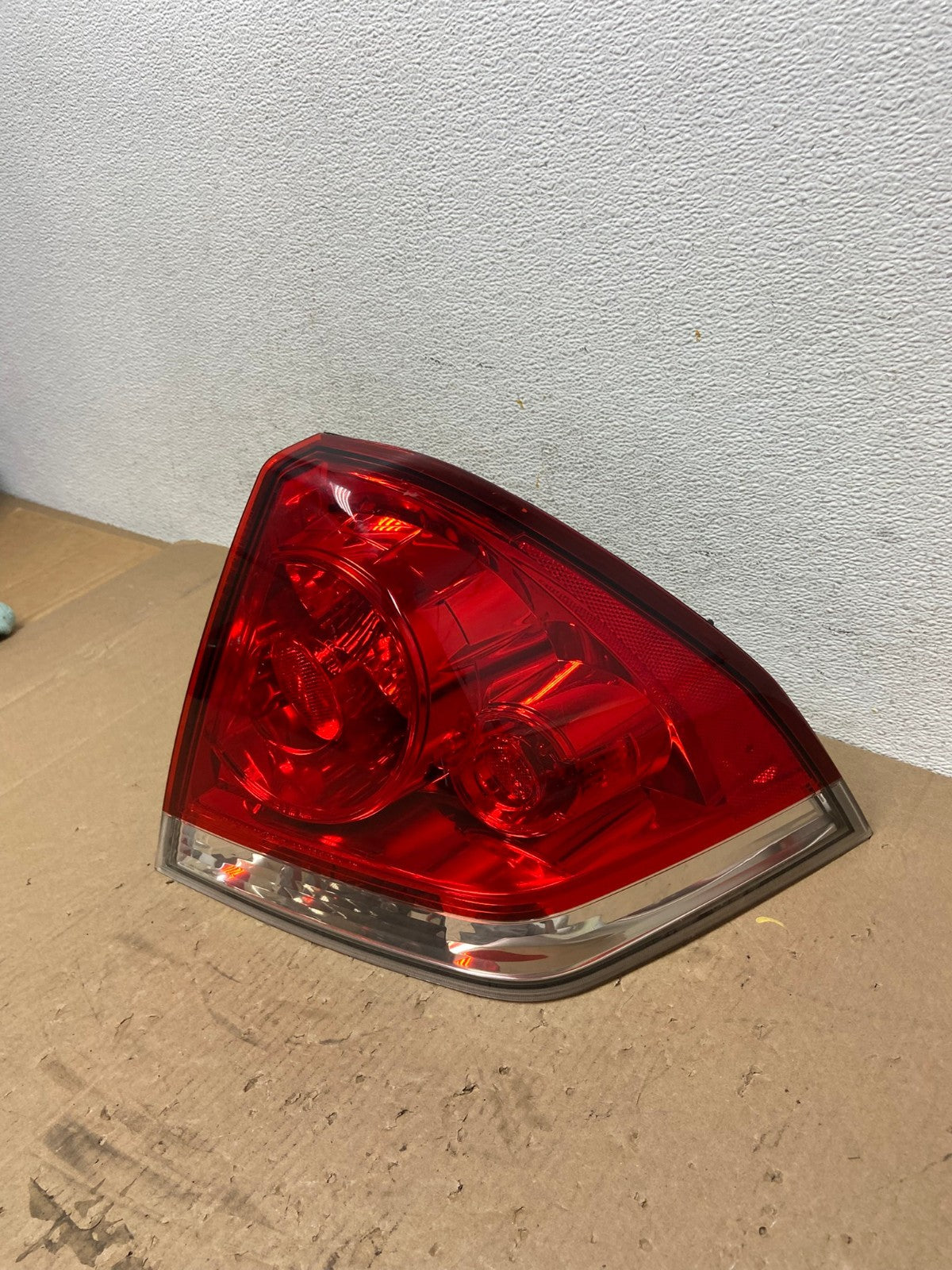 2006 - 2012 Chevrolet Impala Tail Light Right Passenger RH Side AD7769 LK1