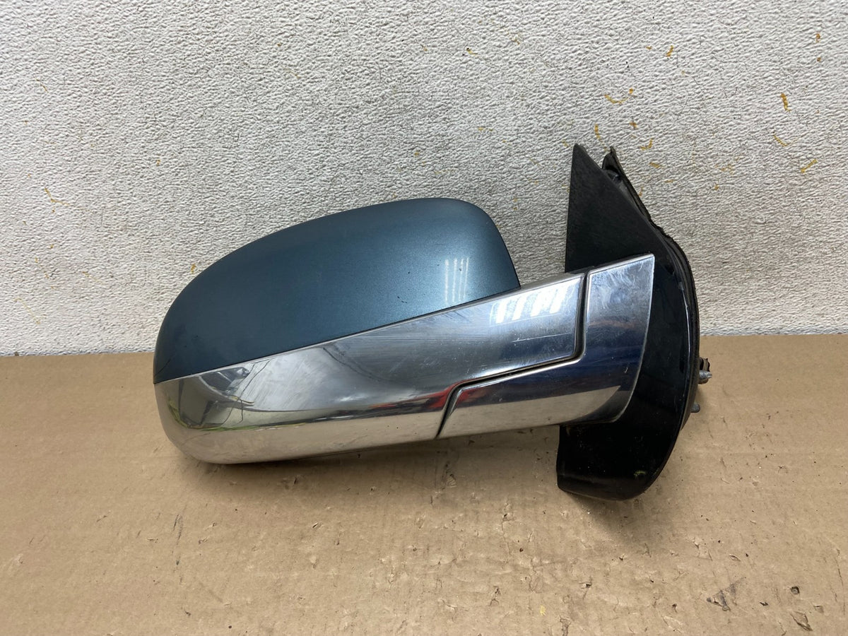 2007 - 2014 Cadillac Escalade Right Passenger Door Turn Signal Mirror AI2331 DG0