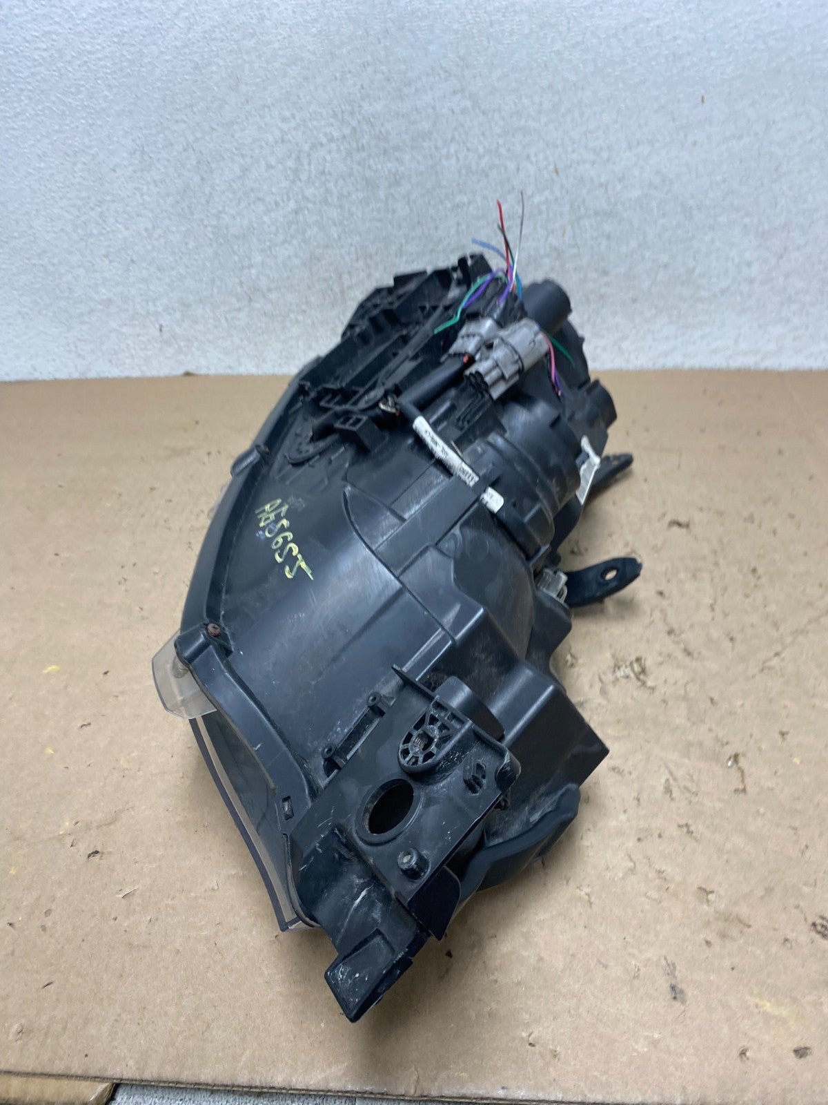 2014-2015 Mitsubishi Outlander Left Driver LH Halogen Headlight AG5655 DW6